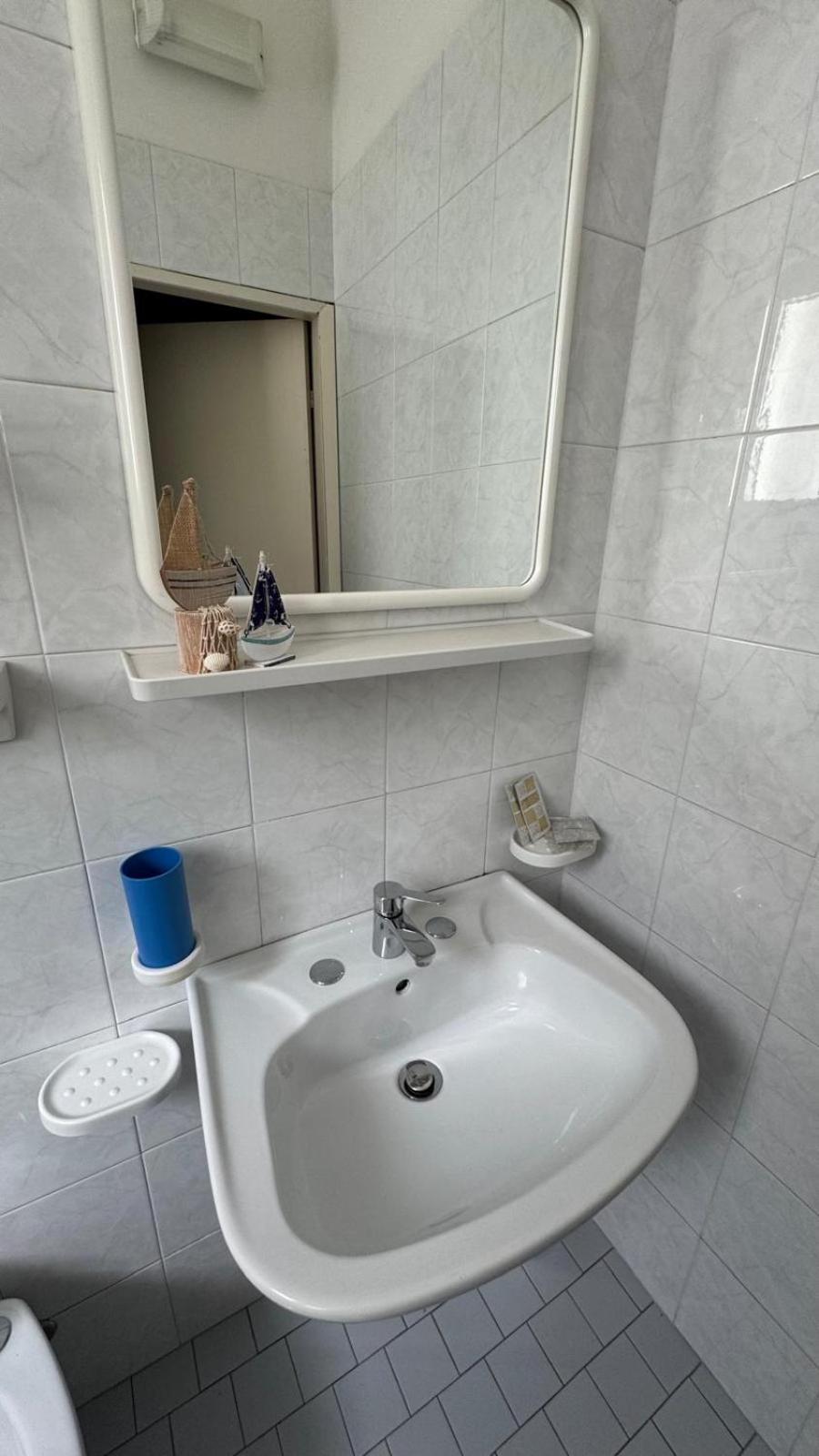 Hotel Oltremar B&B 卡托利卡 外观 照片