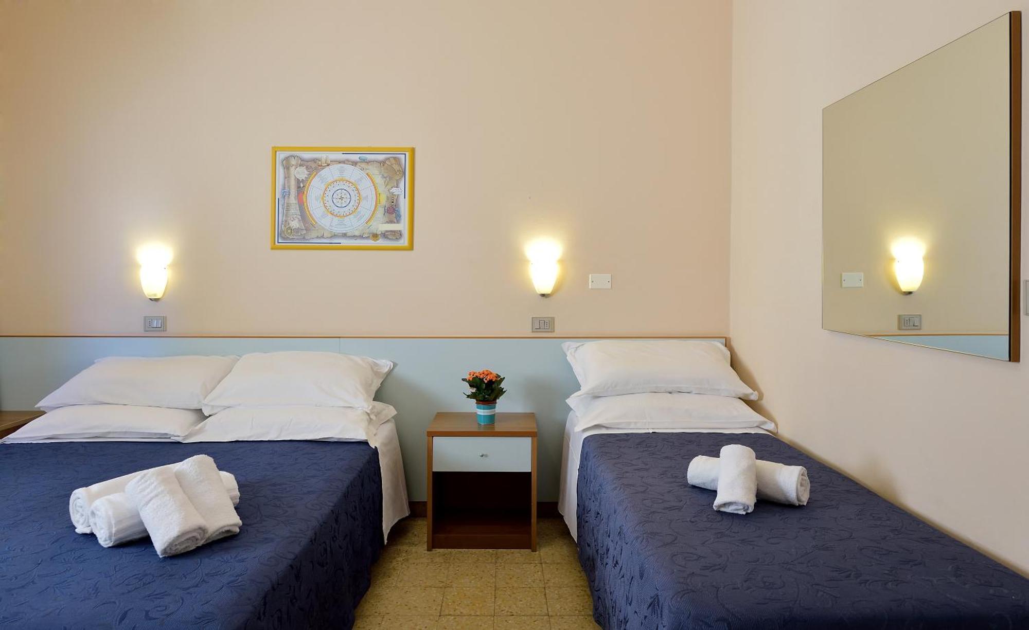 Hotel Oltremar B&B 卡托利卡 外观 照片